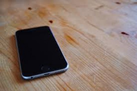 Mobiltelefonokat loptak a debreceni kórház betegeitől
